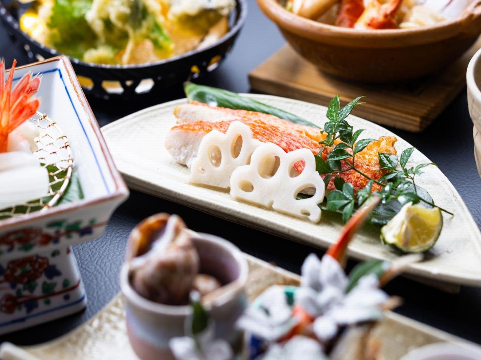 音羽屋旅館 湯沢市 エクステリア 写真